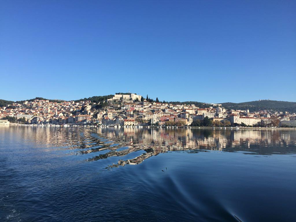 Apartment Smilje Šibenik Exteriör bild