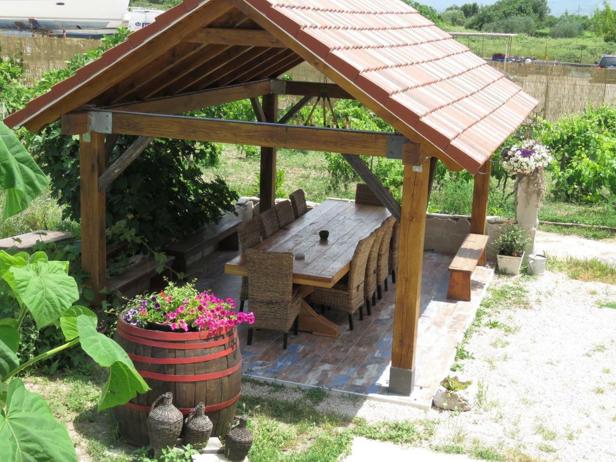 Apartment Smilje Šibenik Exteriör bild