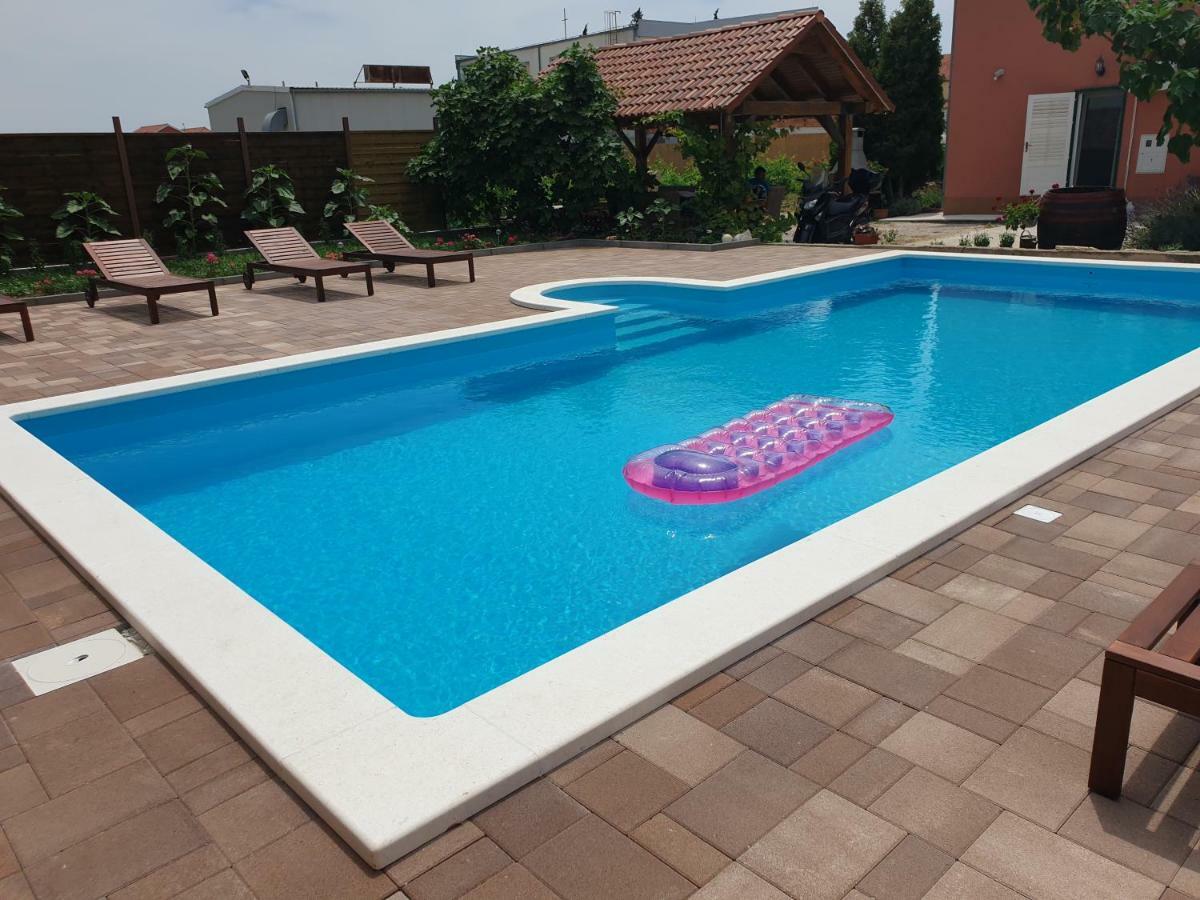 Apartment Smilje Šibenik Exteriör bild